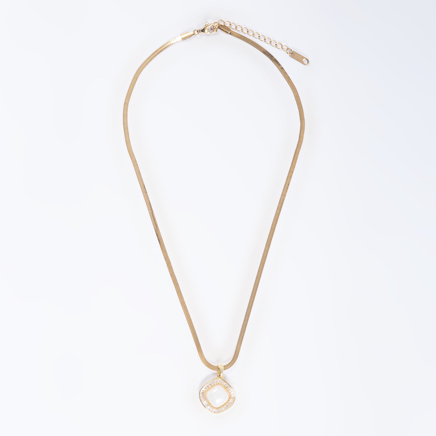 Onyx & Stone Rombus Shaped Pendant with a Chain