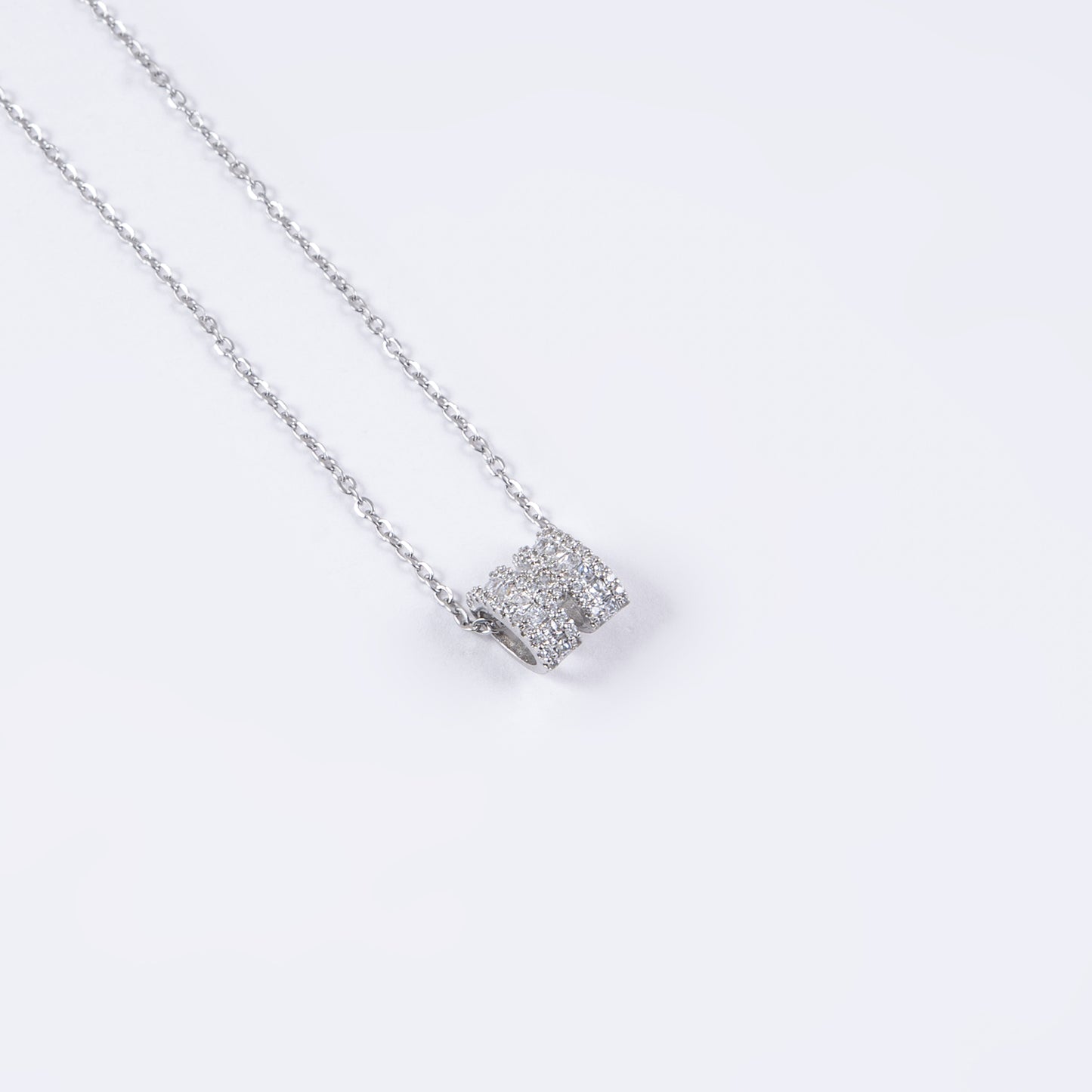 Double Ring pendant in Stone in a Chain