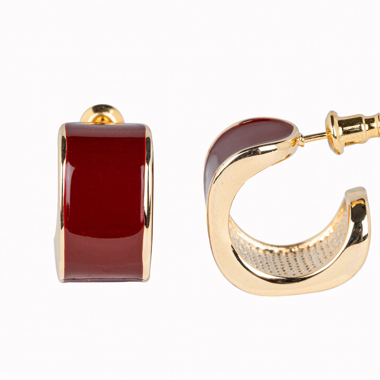 Semi Loop in Red Enamel