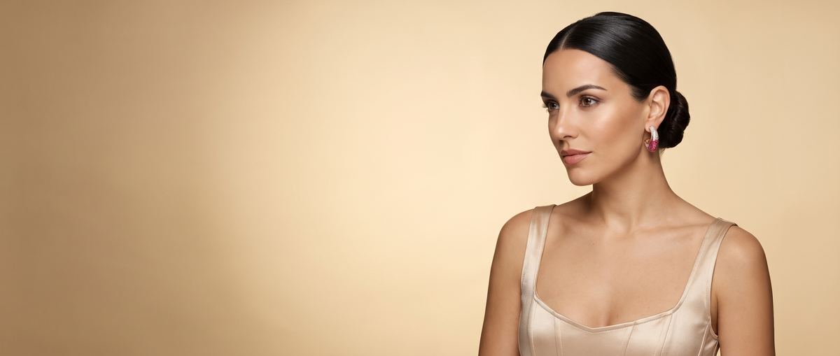 Ellevesa model wearing jewellery from this collection