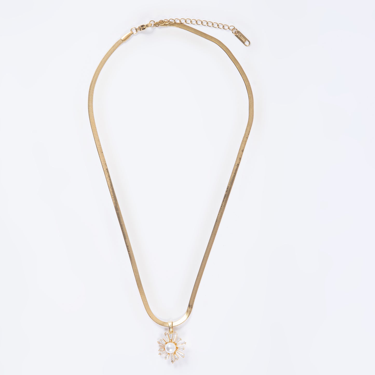 Lovely Pearl & Baguet Pendant with Chain
